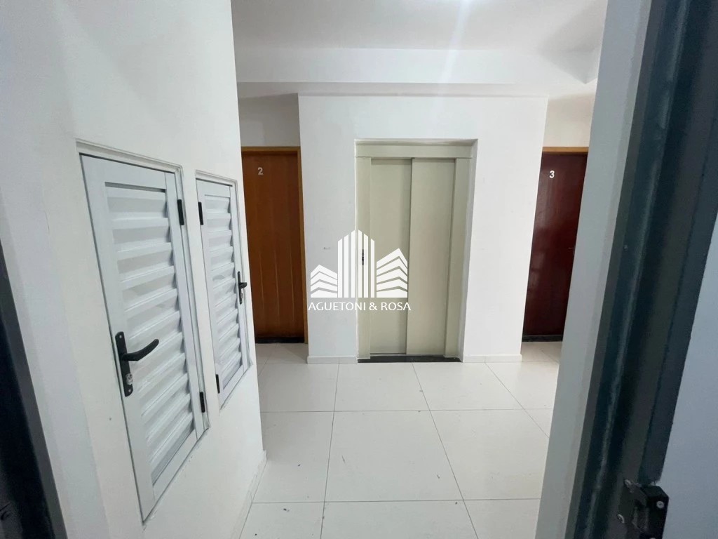 Apartamento à venda com 2 quartos, 40m² - Foto 20