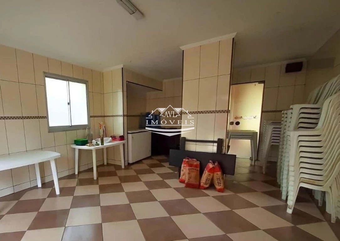 Apartamento à venda com 3 quartos, 55m² - Foto 18