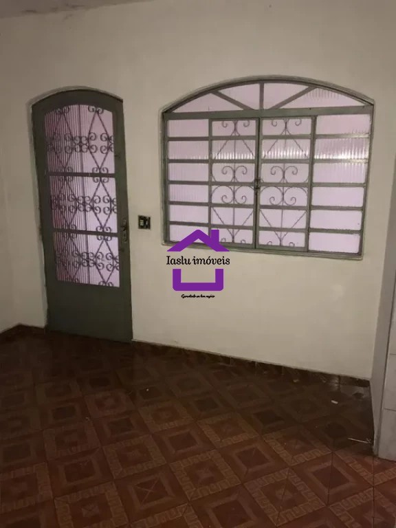 Sobrado à venda com 3 quartos, 150m² - Foto 2