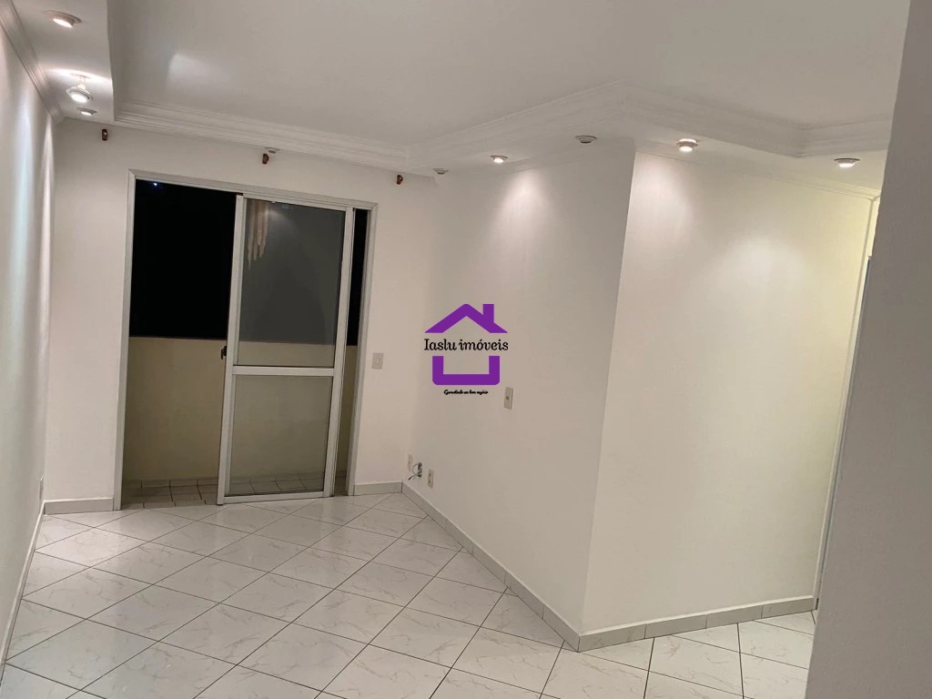 Apartamento à venda com 3 quartos, 55m² - Foto 1