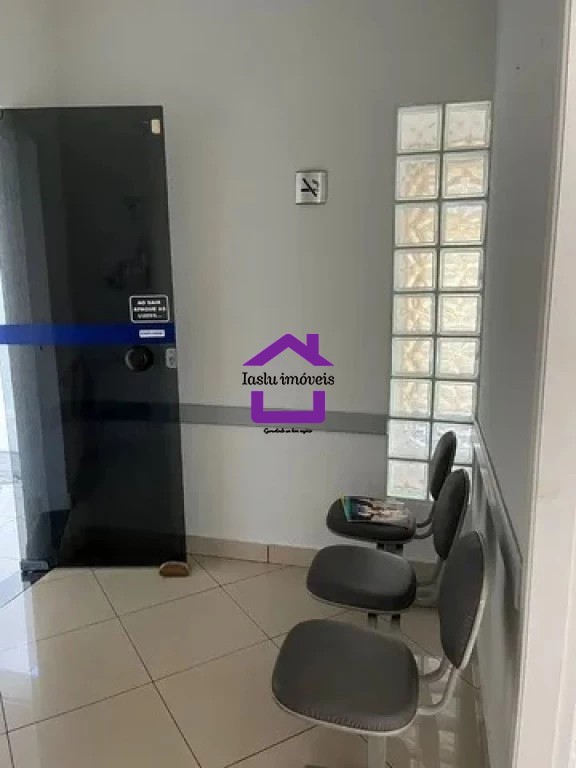 Sobrado para alugar com 6 quartos, 220m² - Foto 4