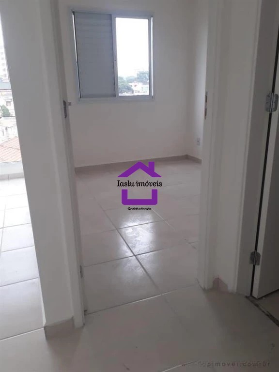 Apartamento à venda com 1 quarto, 30m² - Foto 2