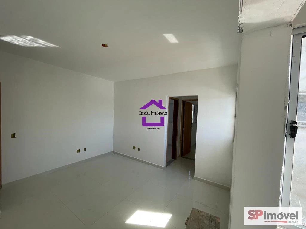 Apartamento à venda com 2 quartos, 40m² - Foto 12