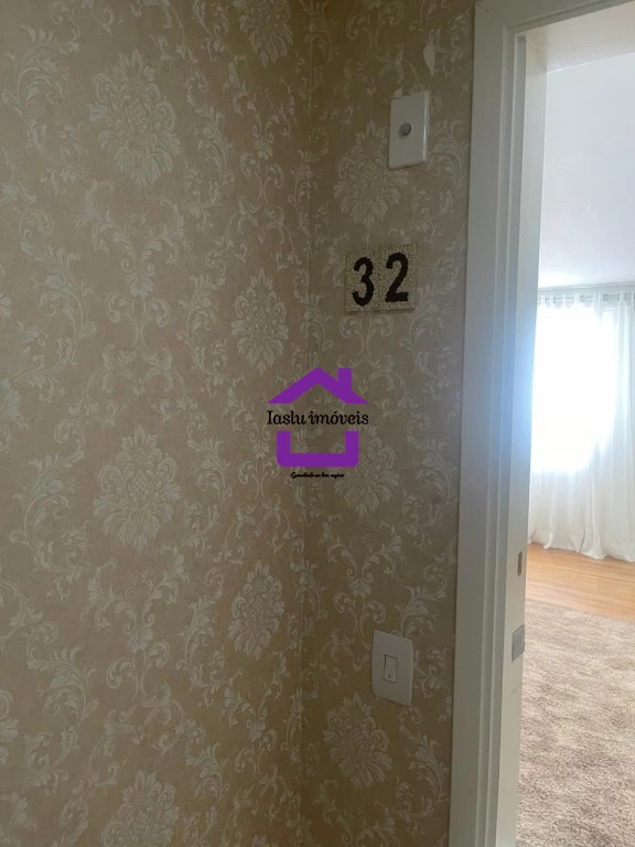 Apartamento para alugar com 3 quartos, 178m² - Foto 2