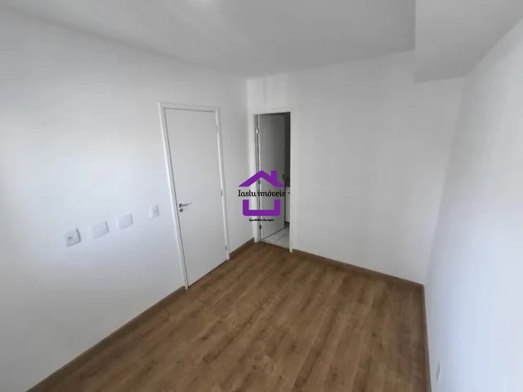 Apartamento à venda com 1 quarto, 34m² - Foto 2