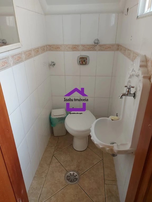 Sobrado para alugar com 3 quartos, 300m² - Foto 3