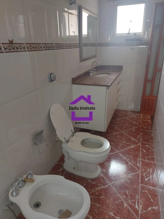 Sobrado para alugar com 3 quartos, 300m² - Foto 14