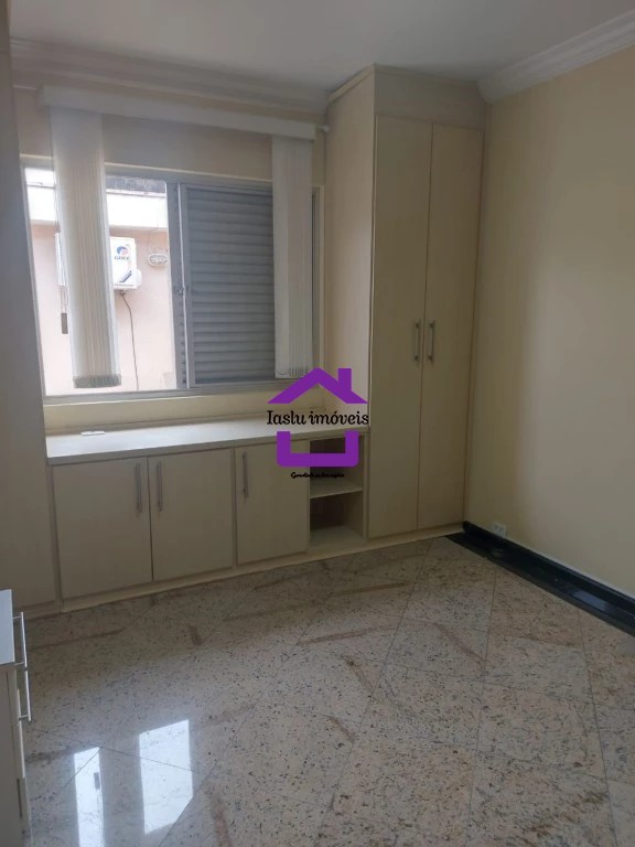 Sobrado para alugar com 3 quartos, 300m² - Foto 18