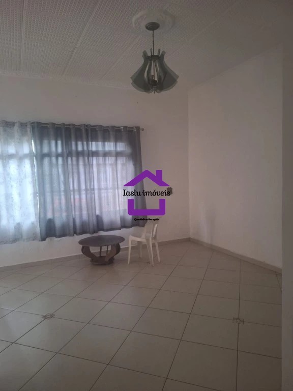 Casa para alugar com 3 quartos, 300m² - Foto 9