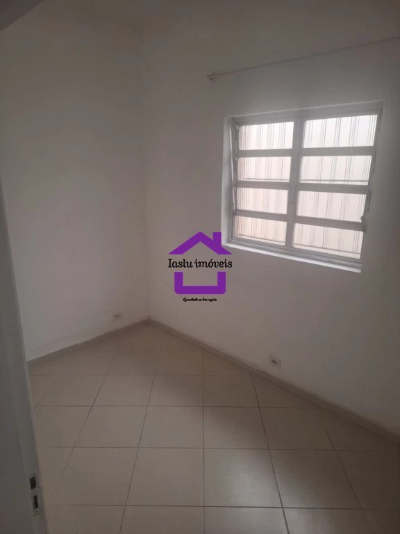 Casa para alugar com 3 quartos, 300m² - Foto 14