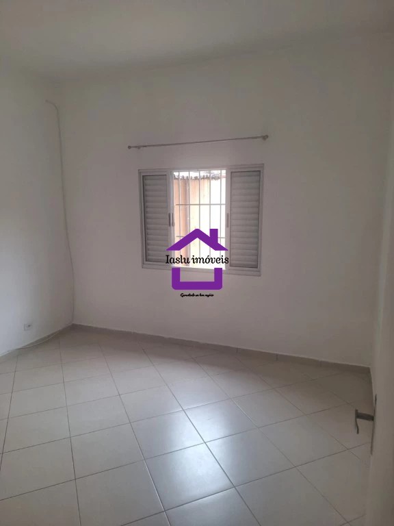 Casa para alugar com 3 quartos, 300m² - Foto 15