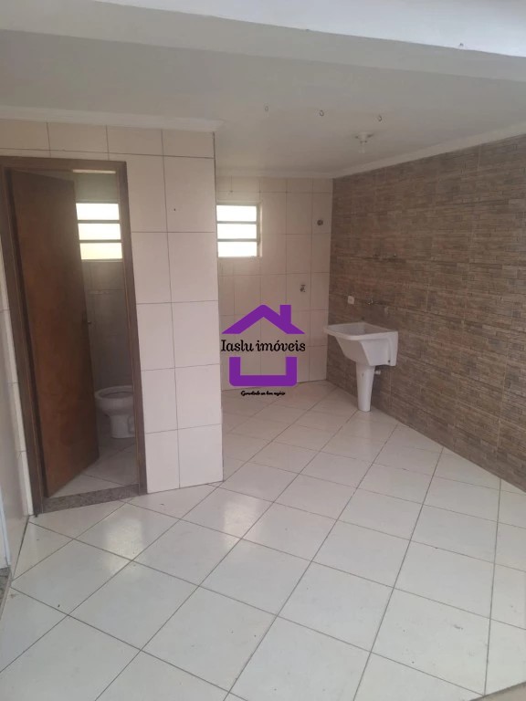 Casa para alugar com 3 quartos, 300m² - Foto 20