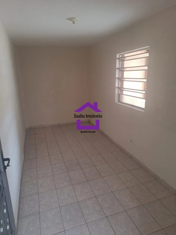 Casa para alugar com 3 quartos, 300m² - Foto 22