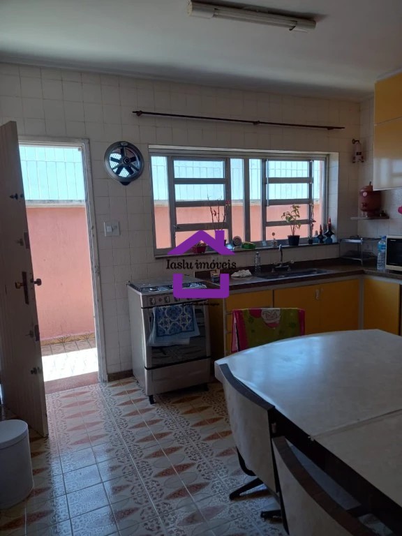 Casa, 3 quartos, 180 m² - Foto 11