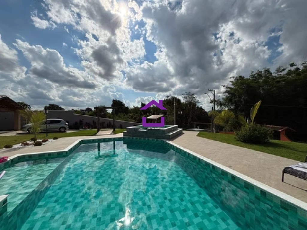 Chácara à venda com 3 quartos, 340m² - Foto 1