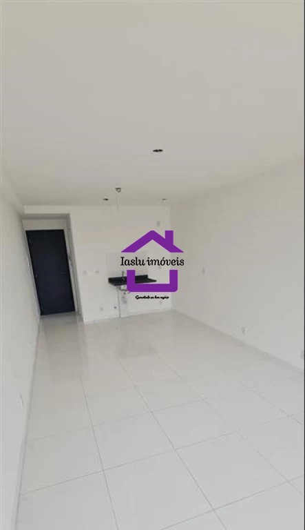 Apartamento à venda com 1 quarto, 35m² - Foto 1