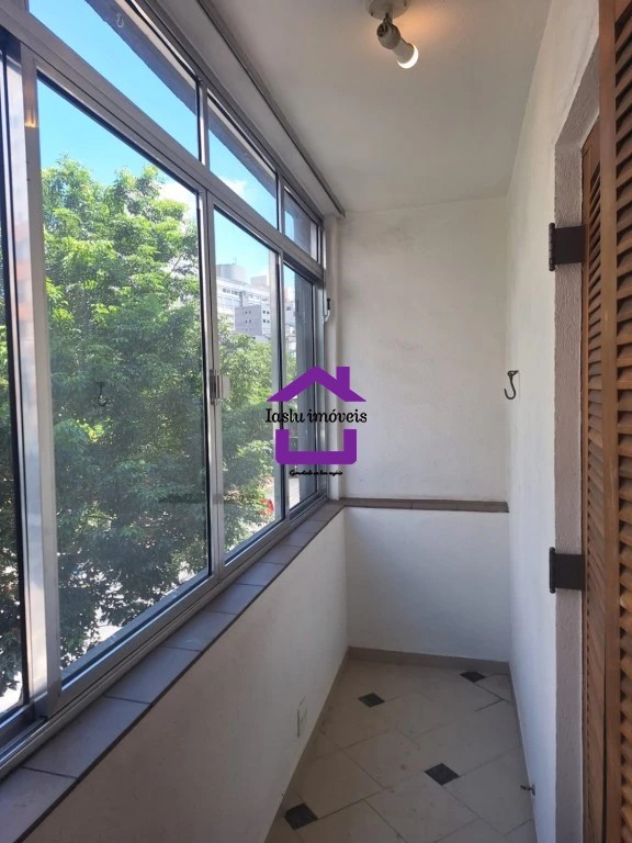 Apartamento à venda com 2 quartos, 75m² - Foto 17