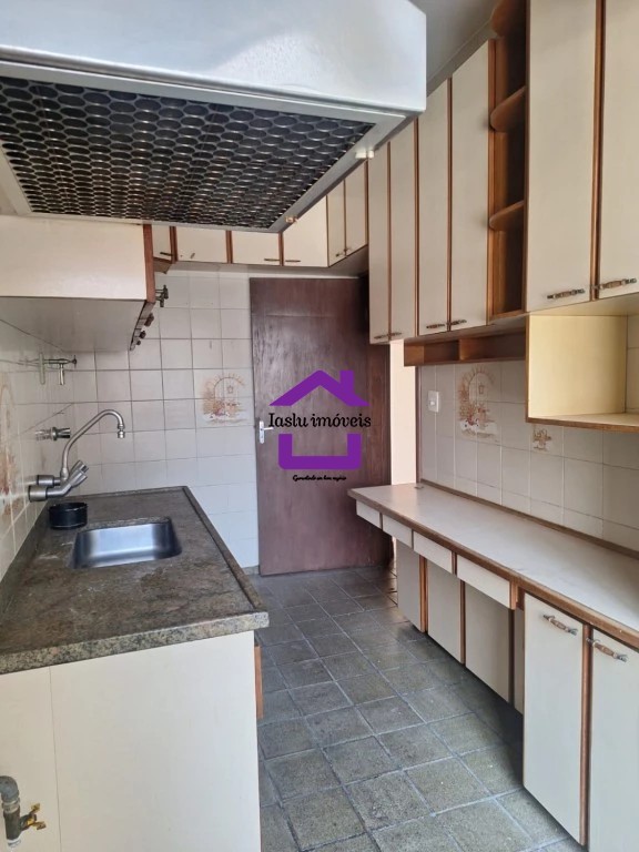 Apartamento à venda com 2 quartos, 75m² - Foto 25