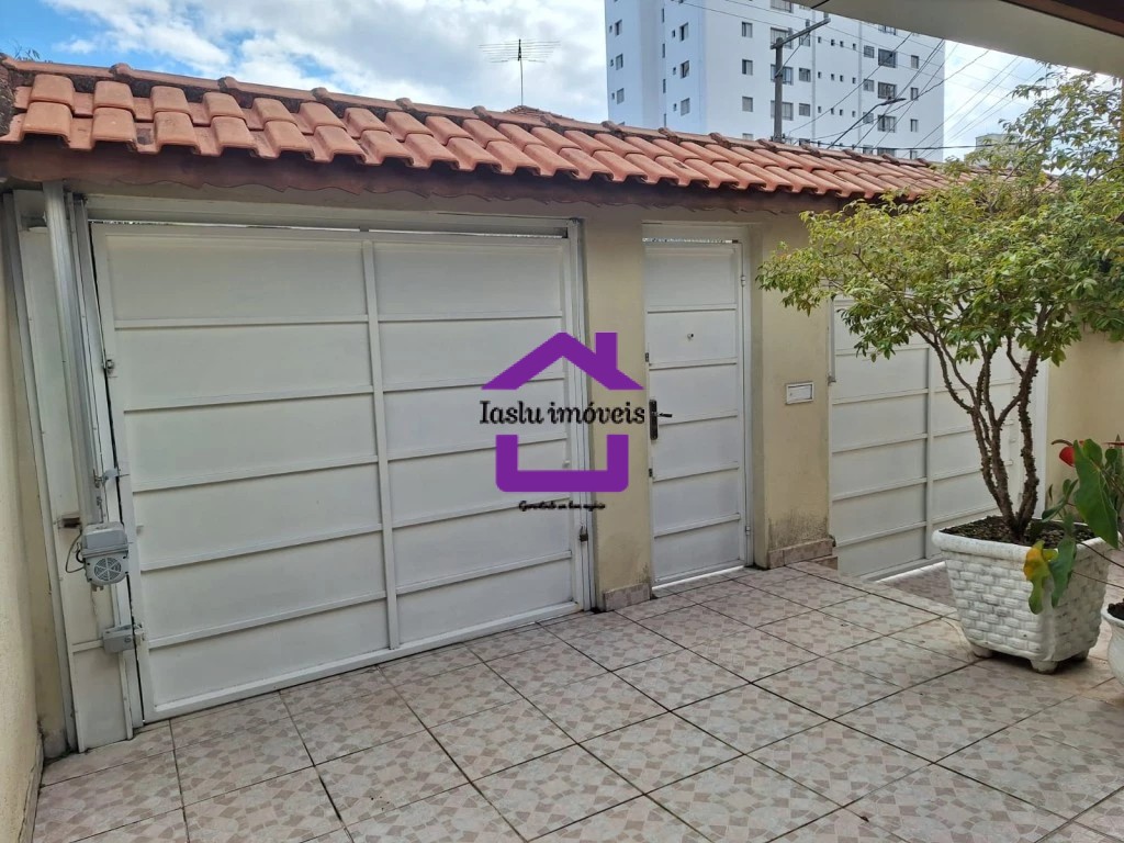 Casa, 4 quartos, 240 m² - Foto 33