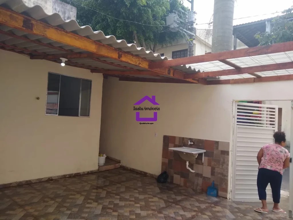 Casa para alugar com 2 quartos, 65m² - Foto 4