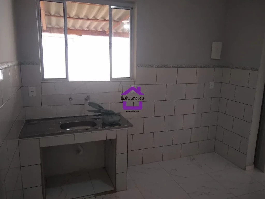 Casa para alugar com 2 quartos, 65m² - Foto 12