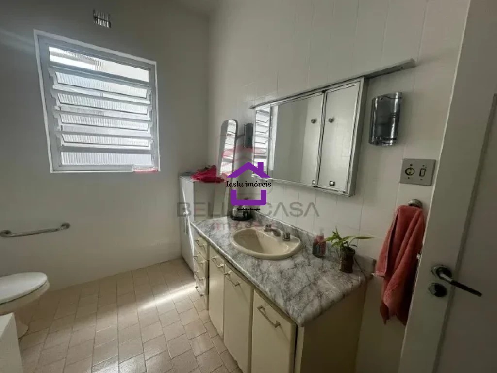 Casa à venda com 3 quartos, 298m² - Foto 10