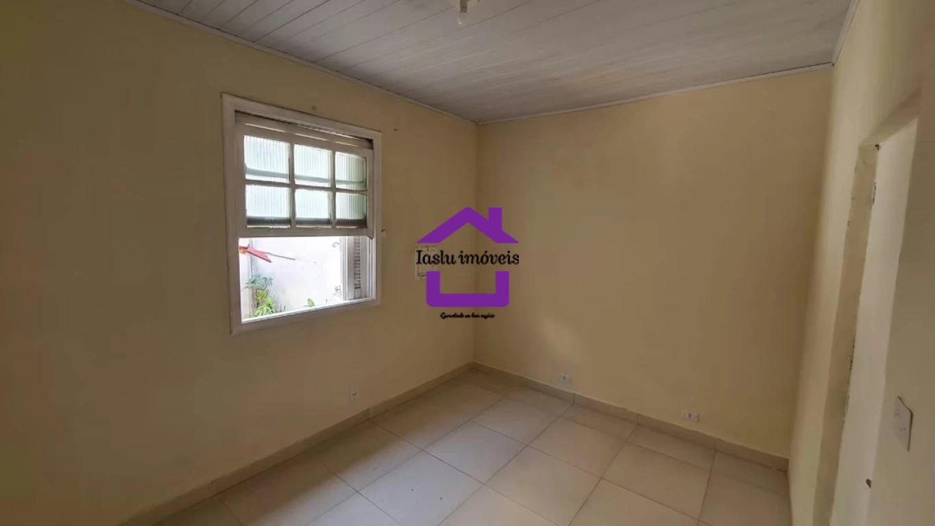 Casa para alugar com 2 quartos, 50m² - Foto 5