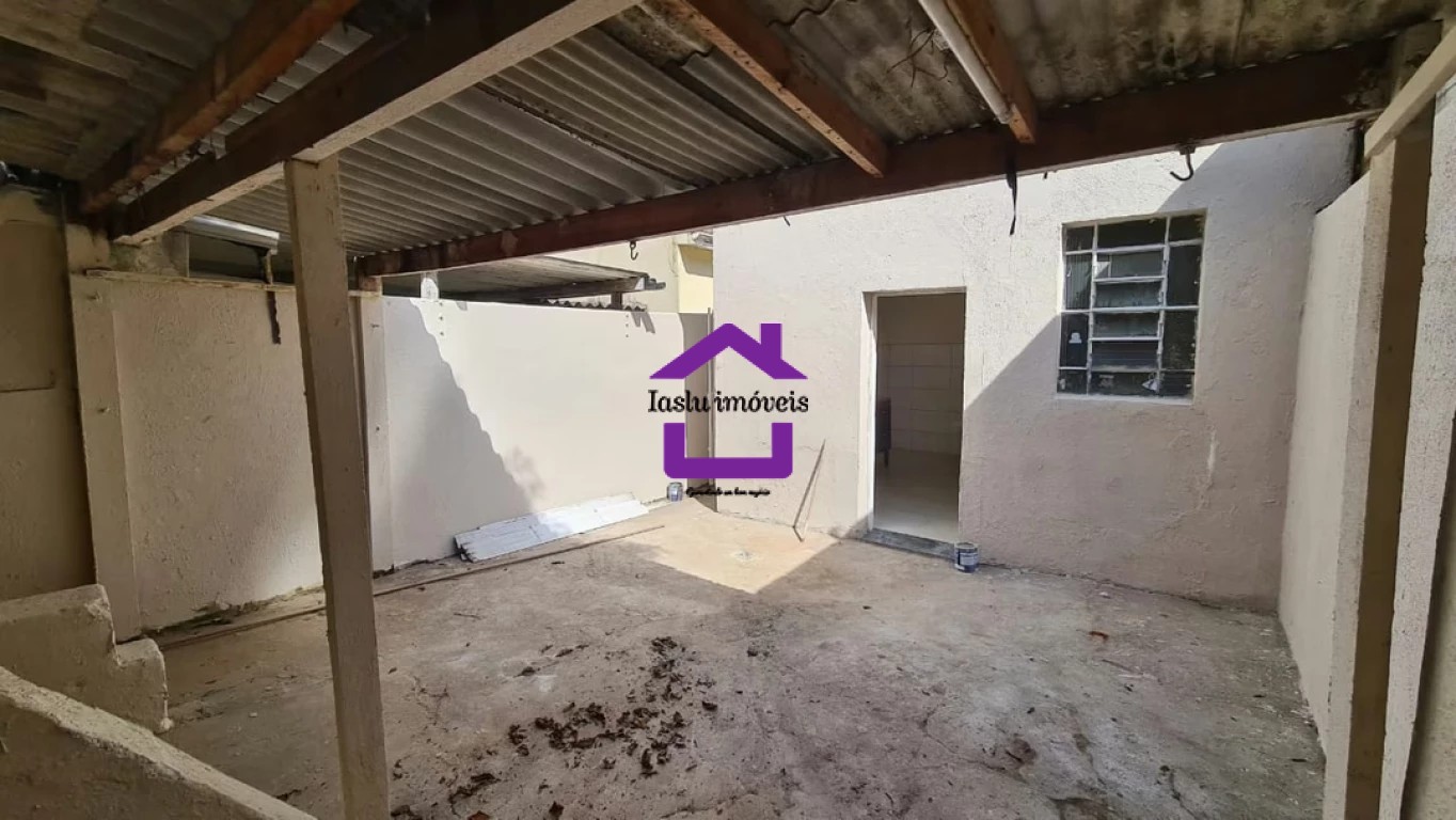 Casa para alugar com 2 quartos, 50m² - Foto 11