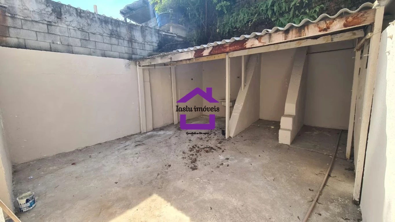 Casa para alugar com 2 quartos, 50m² - Foto 13
