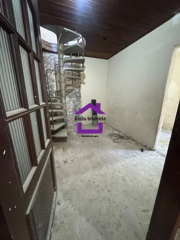 Casa, 6 quartos, 180 m² - Foto 10