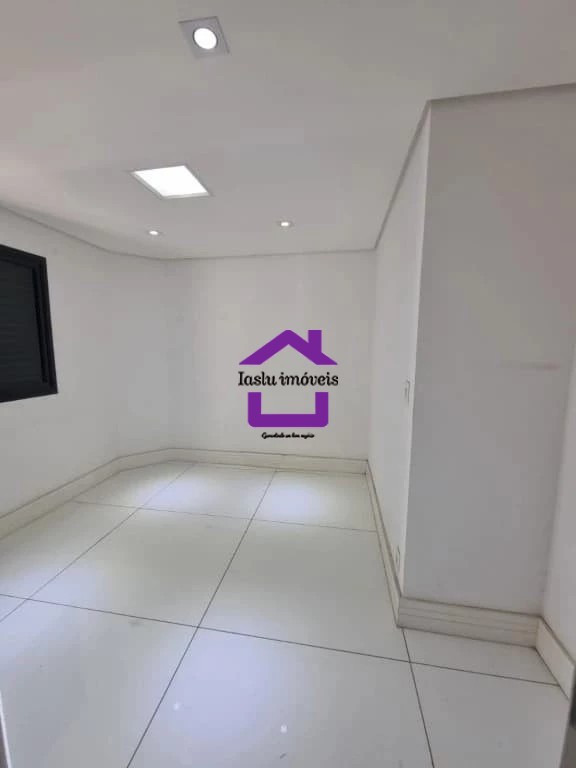 Apartamento para alugar com 3 quartos, 102m² - Foto 19