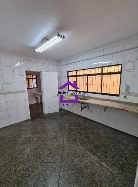 Sobrado para alugar com 3 quartos, 125m² - Foto 4