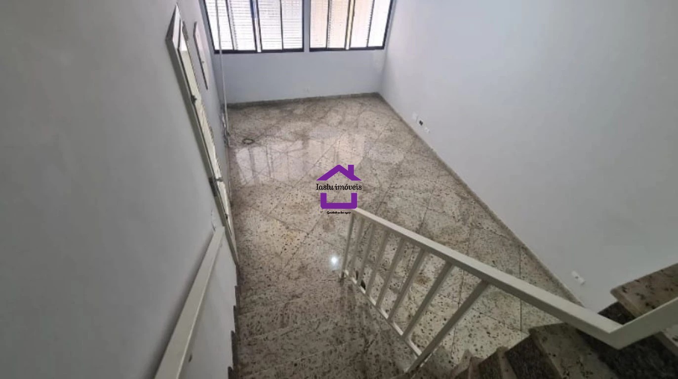 Sobrado para alugar com 3 quartos, 125m² - Foto 2