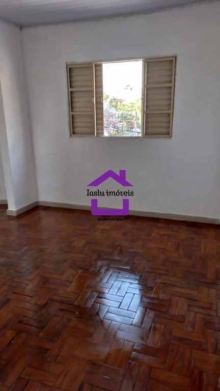 Casa para alugar com 1 quarto, 65m² - Foto 2