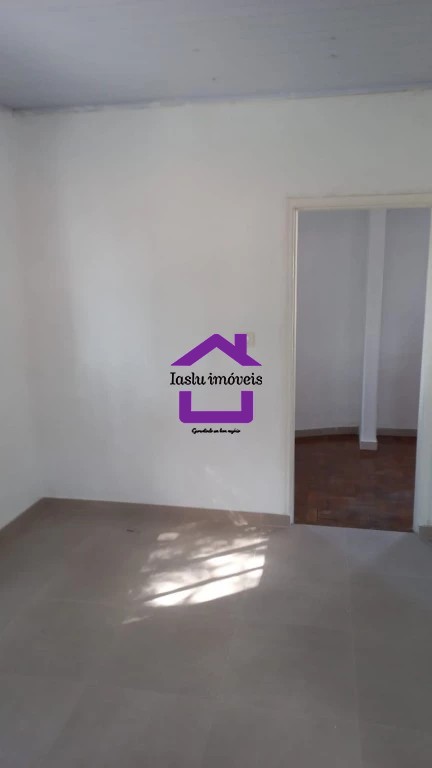 Casa para alugar com 1 quarto, 65m² - Foto 4