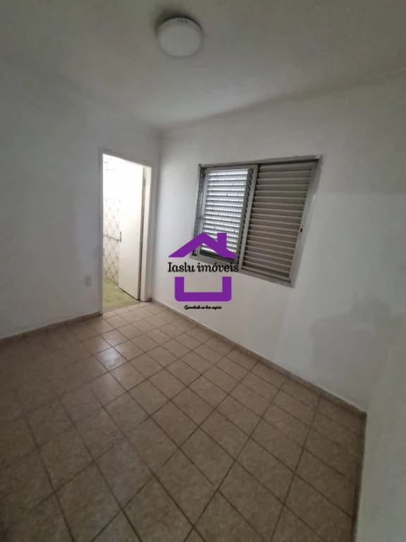 Casa para alugar com 3 quartos, 270m² - Foto 11