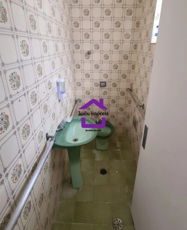Casa para alugar com 3 quartos, 270m² - Foto 20