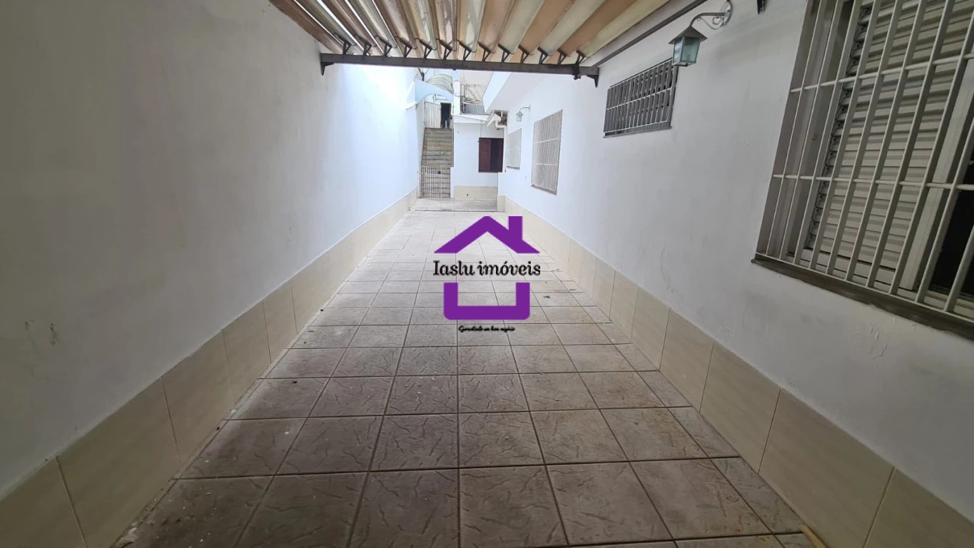 Casa para alugar com 3 quartos, 270m² - Foto 25