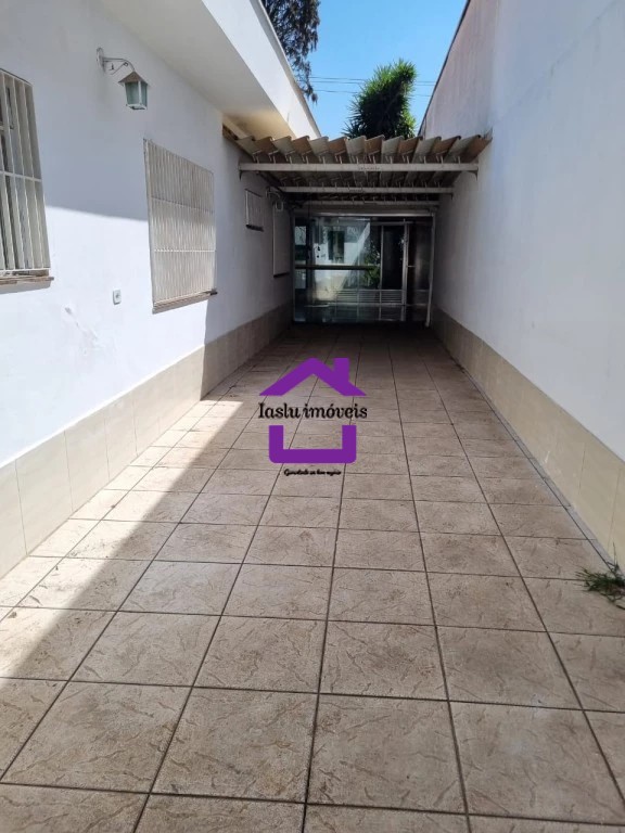 Casa para alugar com 3 quartos, 270m² - Foto 28