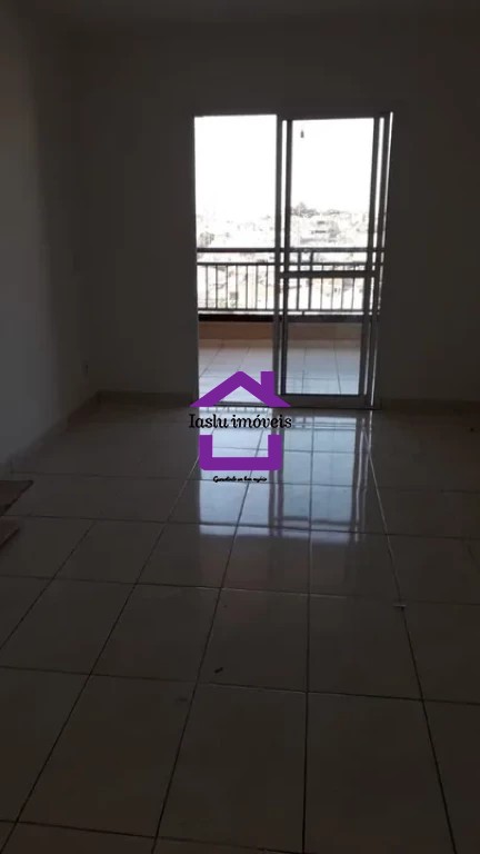 Apartamento para alugar com 3 quartos, 75m² - Foto 3