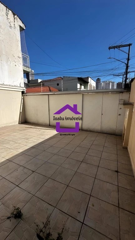 Sobrado à venda e aluguel com 4 quartos, 200m² - Foto 2