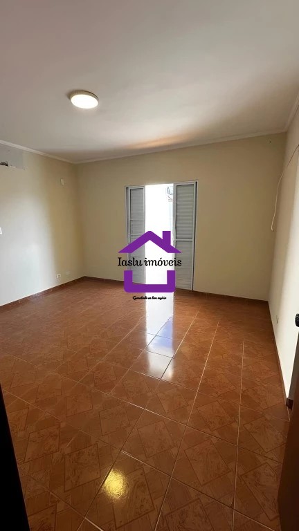 Sobrado à venda e aluguel com 4 quartos, 200m² - Foto 3