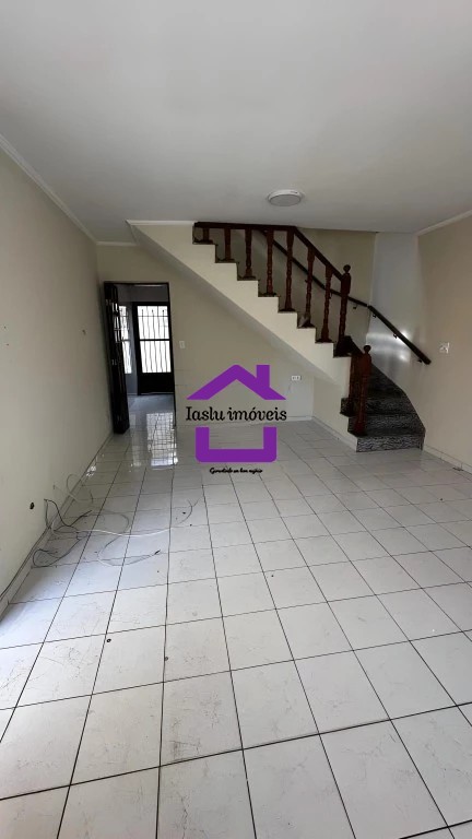 Sobrado à venda e aluguel com 4 quartos, 200m² - Foto 5