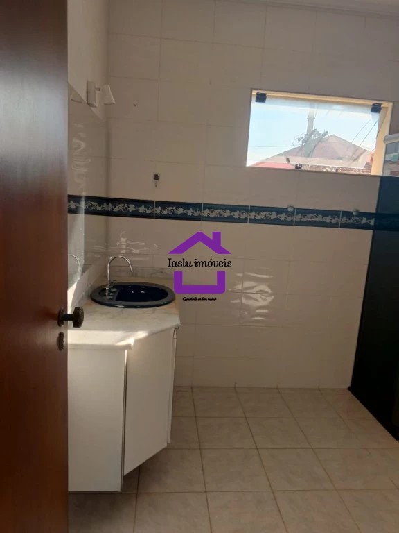 Sobrado à venda e aluguel com 4 quartos, 200m² - Foto 22