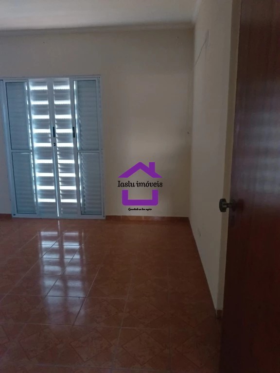 Sobrado à venda e aluguel com 4 quartos, 200m² - Foto 25