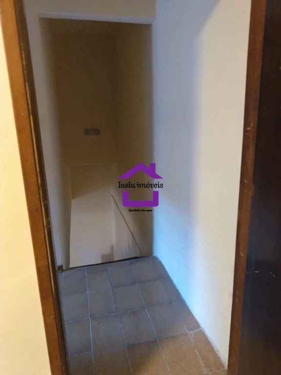 Sobrado à venda e aluguel com 4 quartos, 200m² - Foto 39