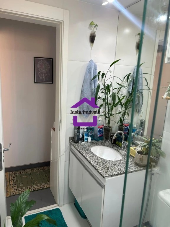 Apartamento à venda com 2 quartos, 57m² - Foto 18