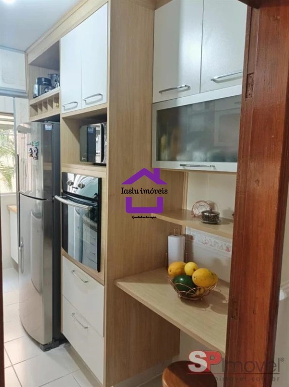 Apartamento à venda com 3 quartos, 74m² - Foto 2