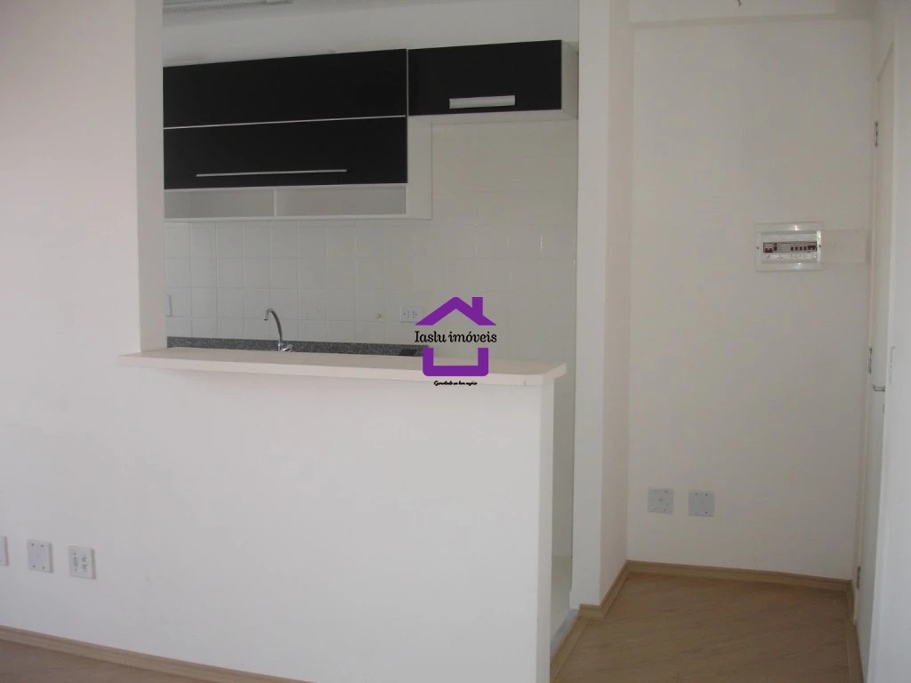 Apartamento à venda com 3 quartos, 65m² - Foto 2