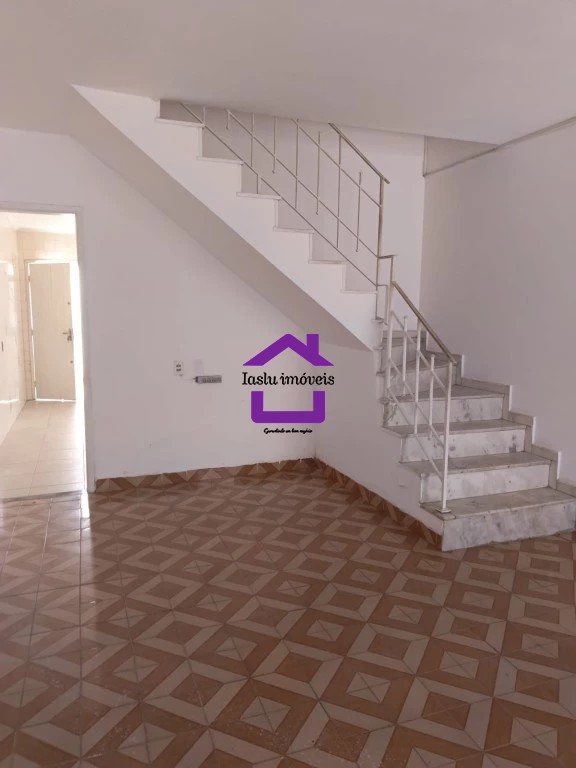 Sobrado para alugar com 2 quartos, 100m² - Foto 5